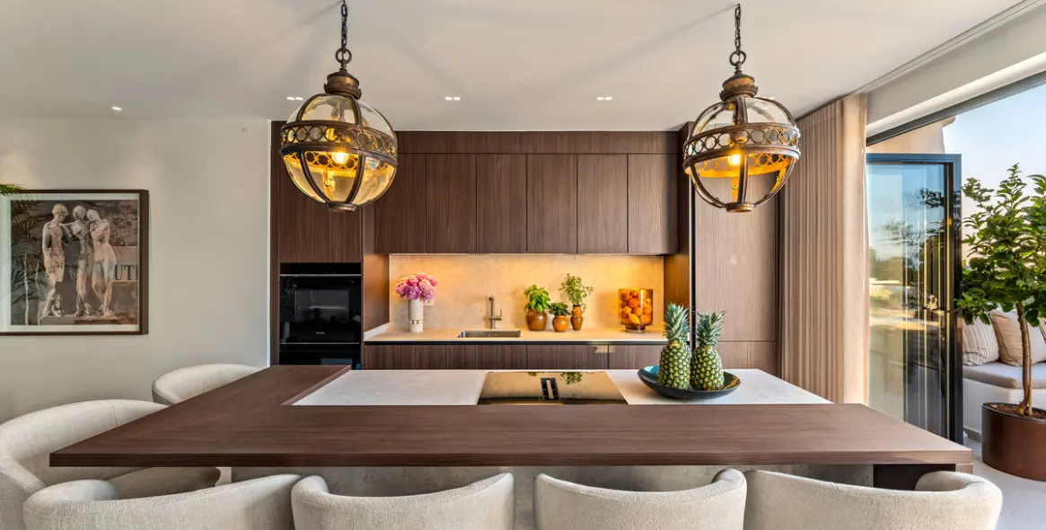 Venta de apartamento en planta media en The Golden Mile 2