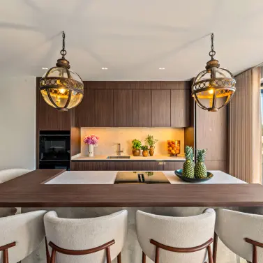 Venta de apartamento en planta media en The Golden Mile
