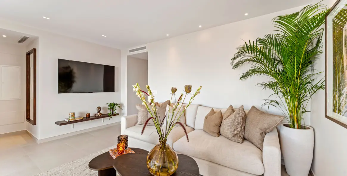 Venta de apartamento en planta media en The Golden Mile 3