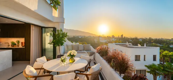 Venta de apartamento en planta media en The Golden Mile 3