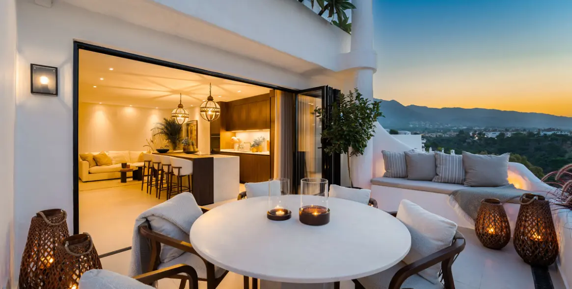Venta de apartamento en planta media en The Golden Mile 7