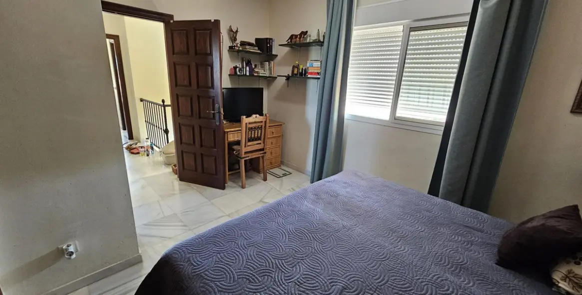 Venta de villa independiente en Nueva Andalucía 16