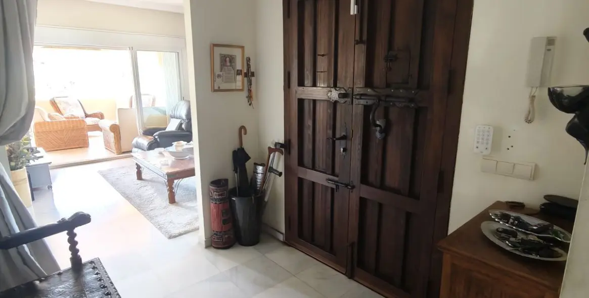 Venta de villa independiente en Nueva Andalucía 29