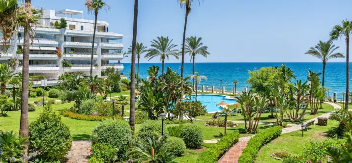 Продажа апартаментов на первом этаже в Marbella 0