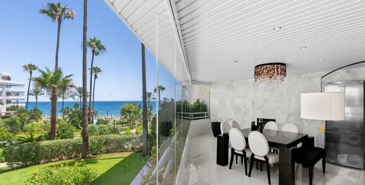 Продажа апартаментов на первом этаже в Marbella 3
