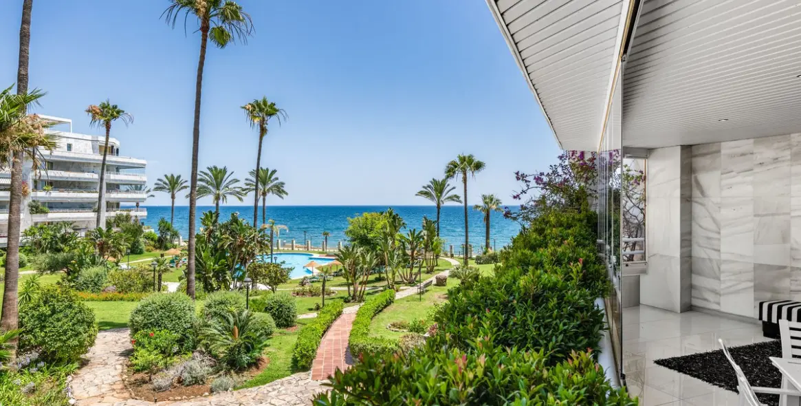 Продажа апартаментов на первом этаже в Marbella 31