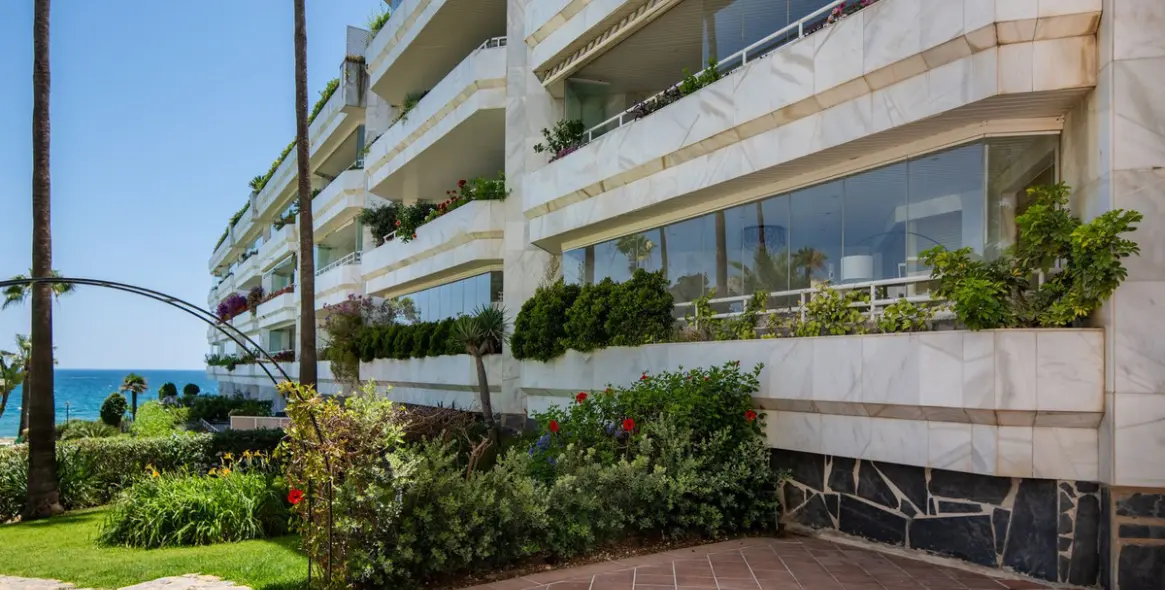 Продажа апартаментов на первом этаже в Marbella 51