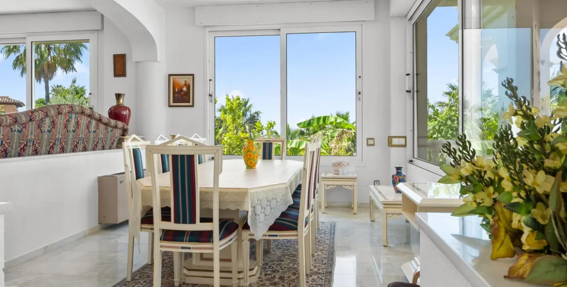 Venta de villa independiente en Torrequebrada 8