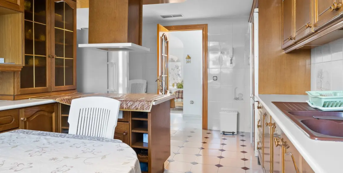 Venta de villa independiente en Torrequebrada 17
