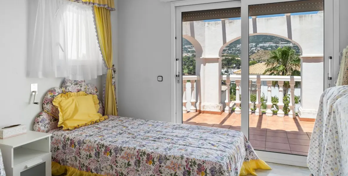 Venta de villa independiente en Torrequebrada 43