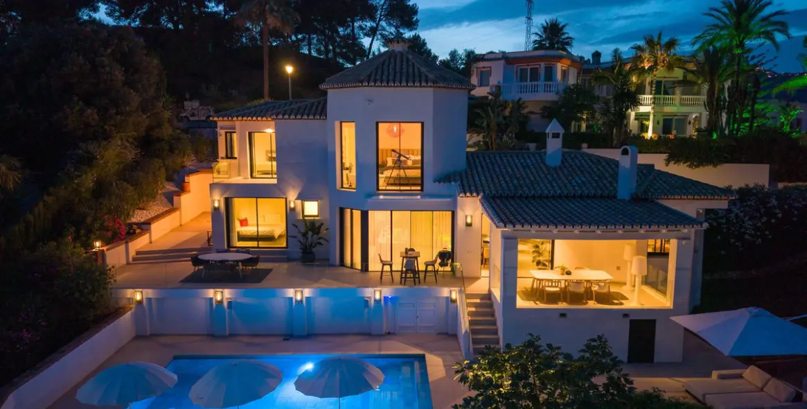 Venta de villa independiente en Hacienda Las Chapas 2