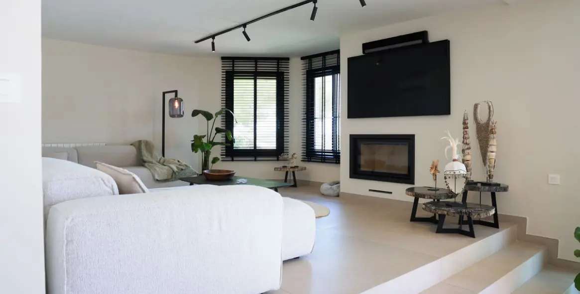 Venta de villa independiente en Hacienda Las Chapas 12