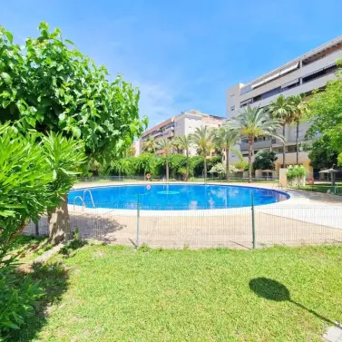 Venta de apartamento en planta media en Málaga