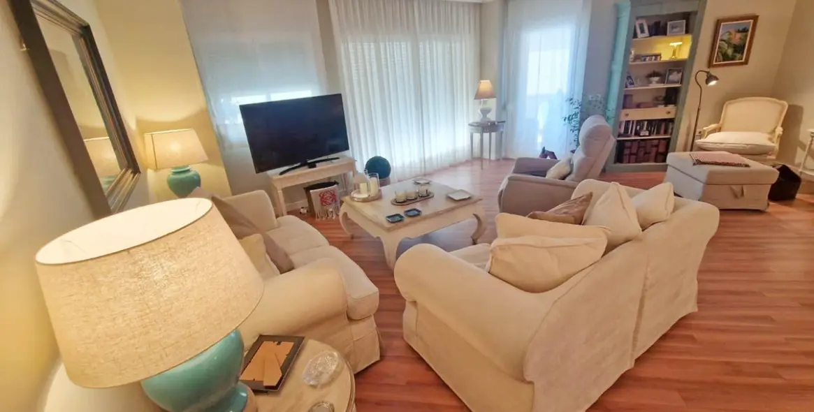 Venta de apartamento en planta media en Málaga 7