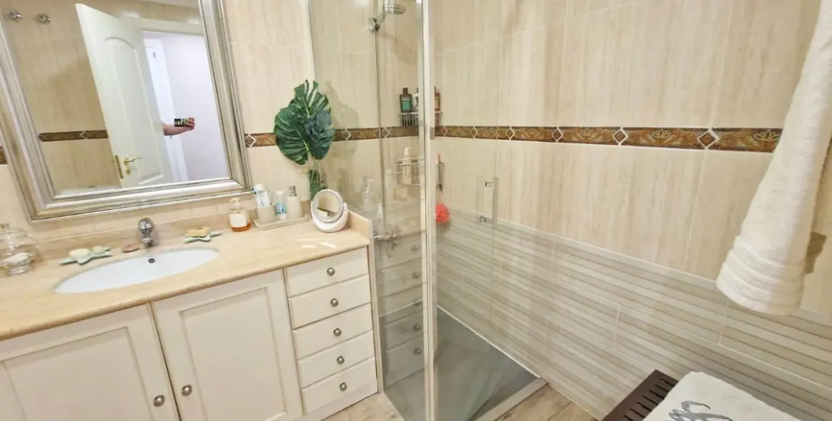 Venta de apartamento en planta media en Málaga 54