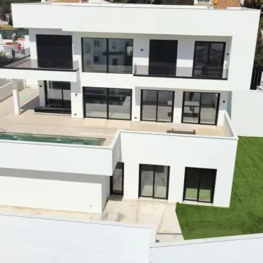 Venta de villa independiente en Riviera del Sol