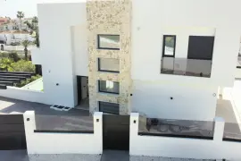 Image 6 thumb