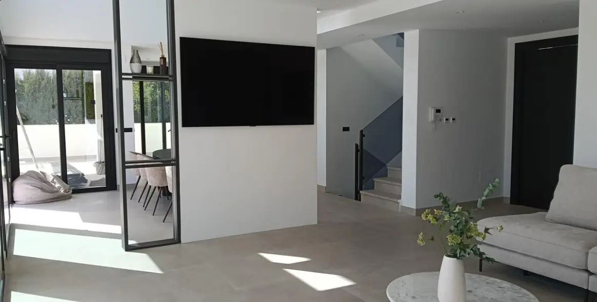 Venta de villa independiente en Riviera del Sol 18