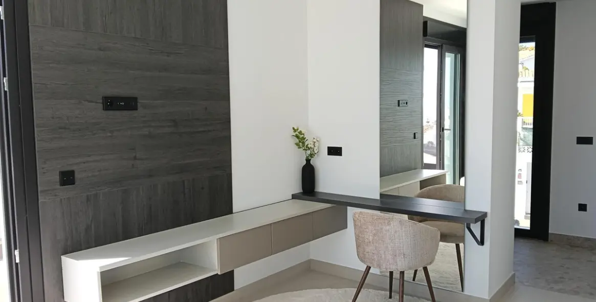Venta de villa independiente en Riviera del Sol 25