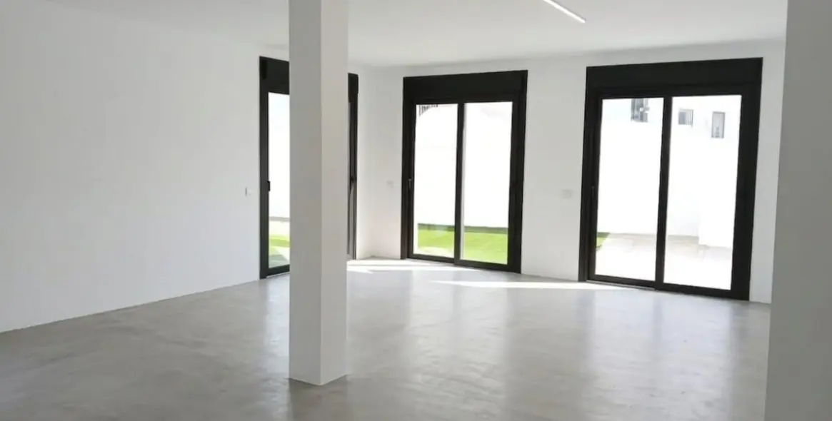Venta de villa independiente en Riviera del Sol 35