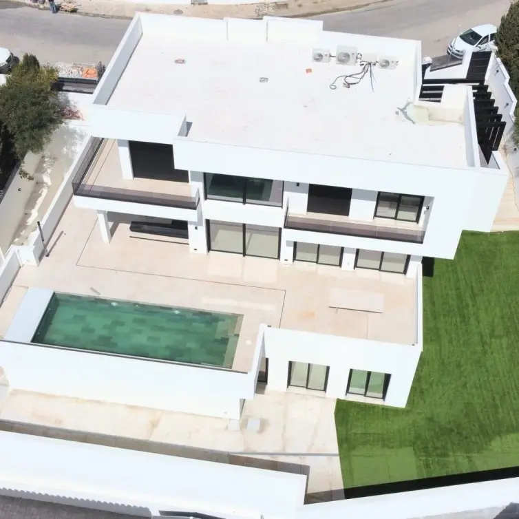 Venta de villa independiente en Riviera del Sol
