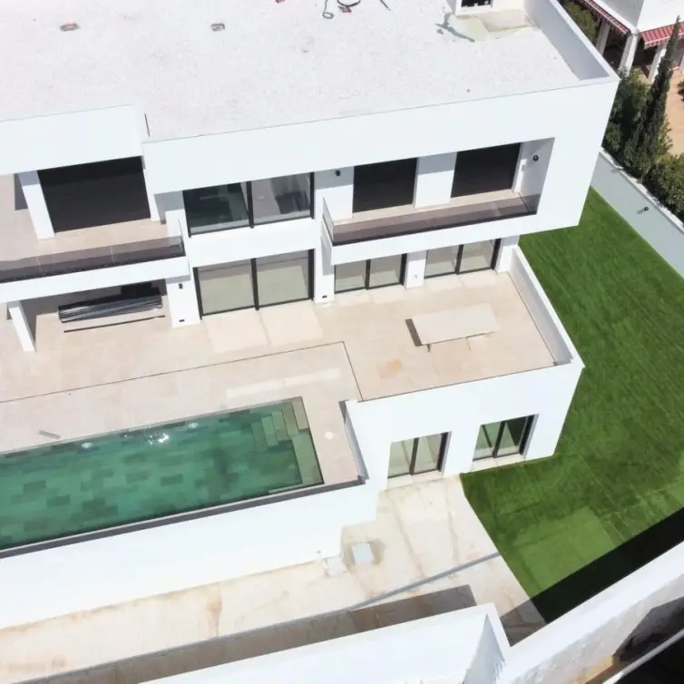 Venta de villa independiente en Riviera del Sol