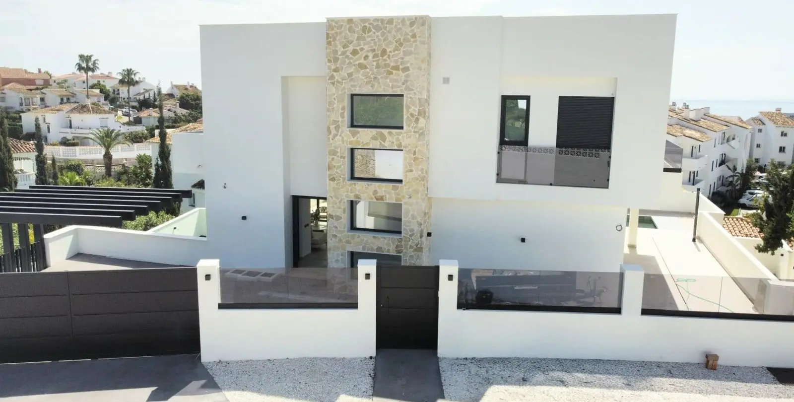 Venta de villa independiente en Riviera del Sol 5