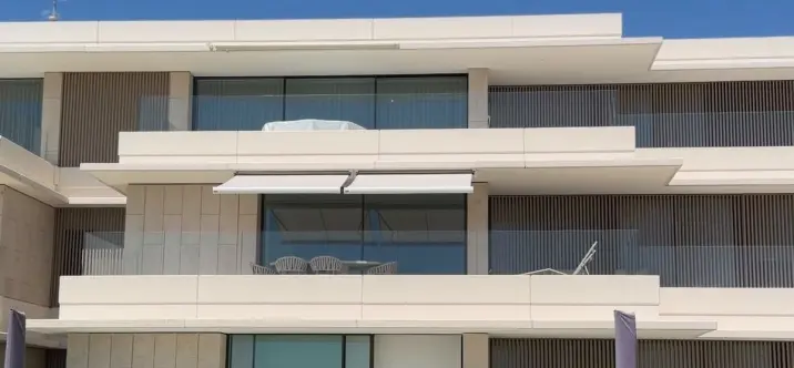Venta de apartamento en planta baja en La Quinta 0