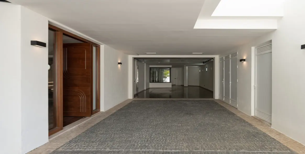 Venta de villa independiente en Los Flamingos 40