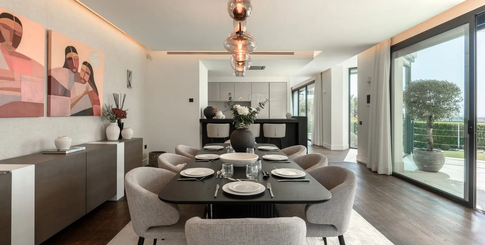 Sale of detached villa in Los Flamingos 2