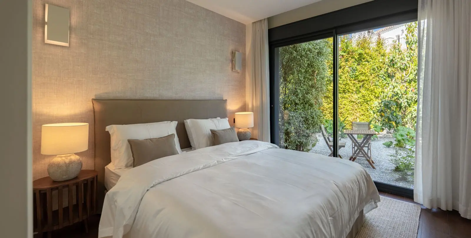 Sale of detached villa in Los Flamingos 19