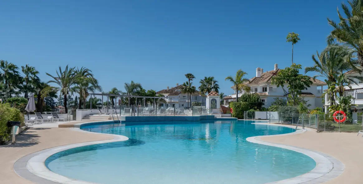 Venta de ático dúplex en The Golden Mile 39