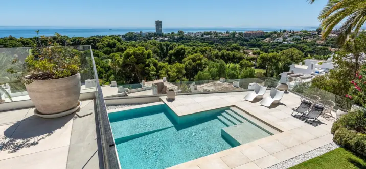 Venta de villa independiente en Marbella 0