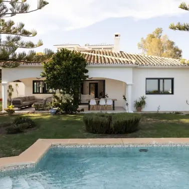 Long-term rent of detached villa in Benahavís