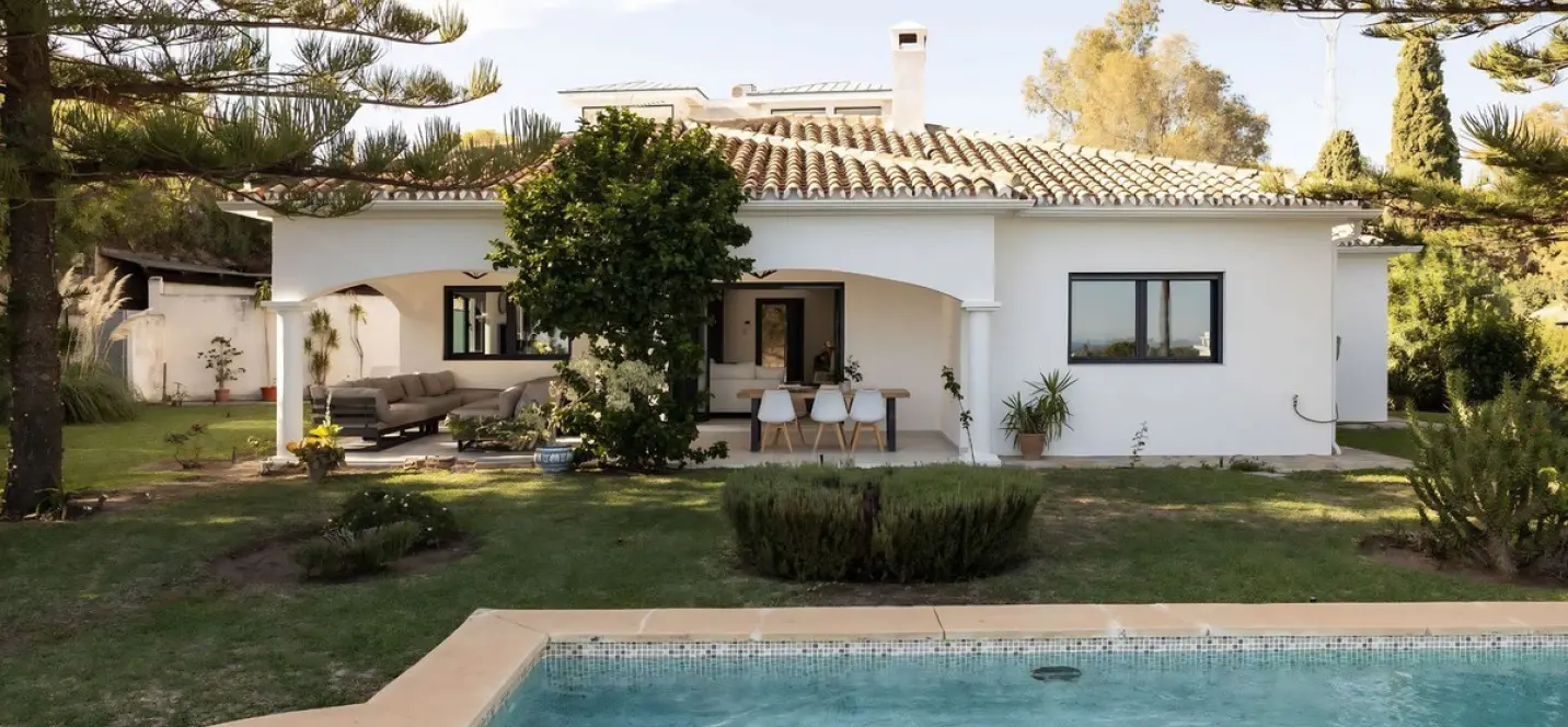 Long-term rent of detached villa in Benahavís 0