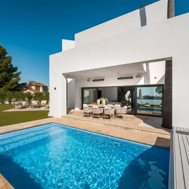 Long-term rent of detached villa in Benahavís