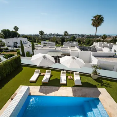 Long-term rent of detached villa in Benahavís