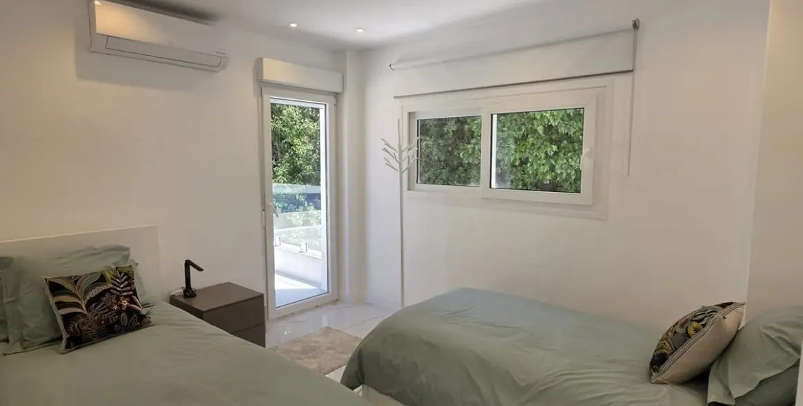 Short-term rent of detached villa in Nueva Andalucía 19