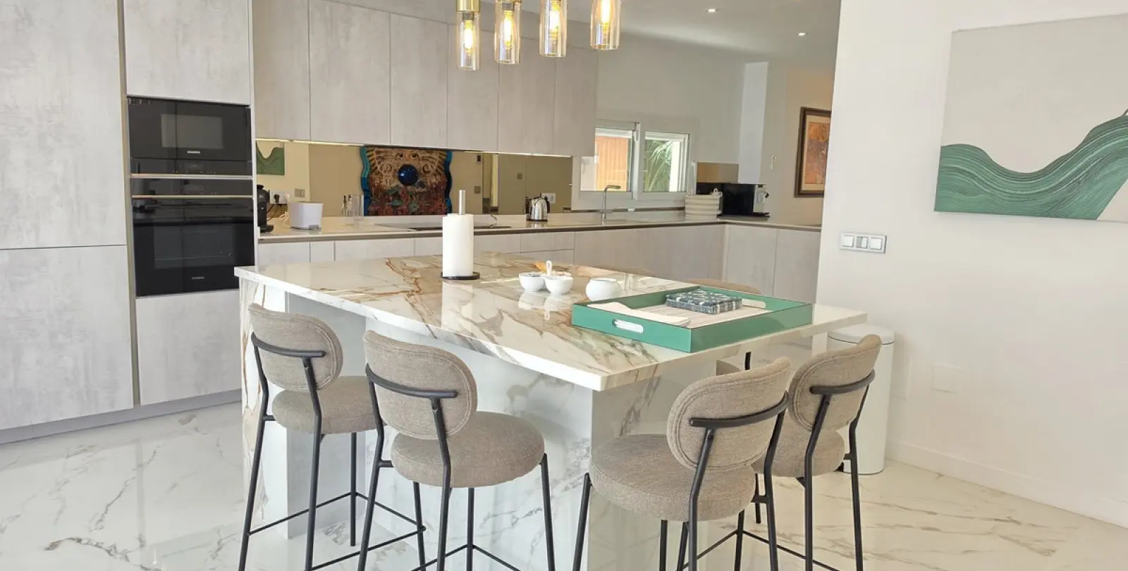 Short-term rent of detached villa in Nueva Andalucía 3