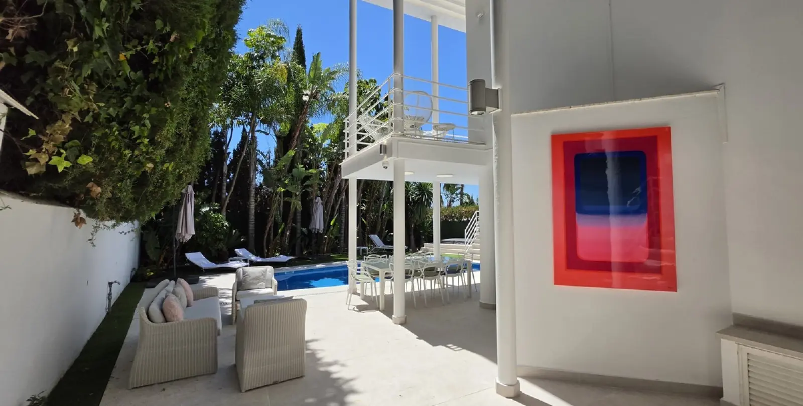 Short-term rent of detached villa in Nueva Andalucía 26