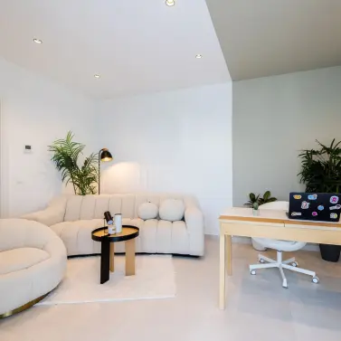Long-term rent of semi-detached house in New Golden Mile