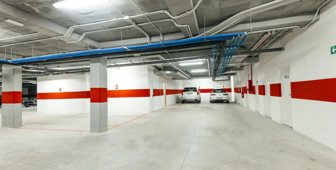 Alquiler a largo plazo de casa pareada en New Golden Mile 56