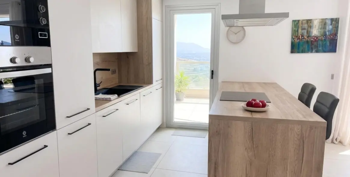 Venta de apartamento en planta media en La Cala Golf 21