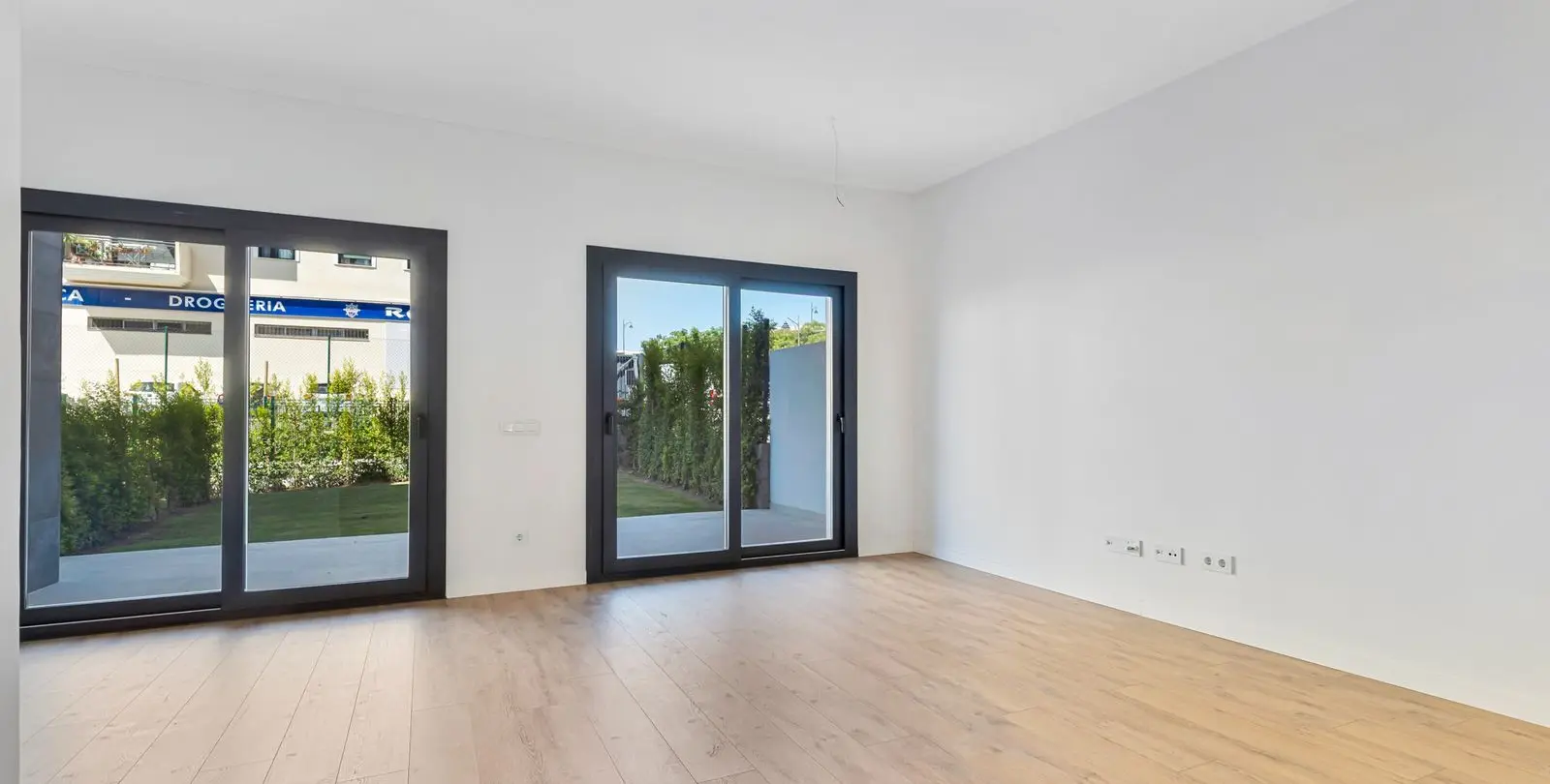 Venta de apartamento en planta baja en Estepona 4
