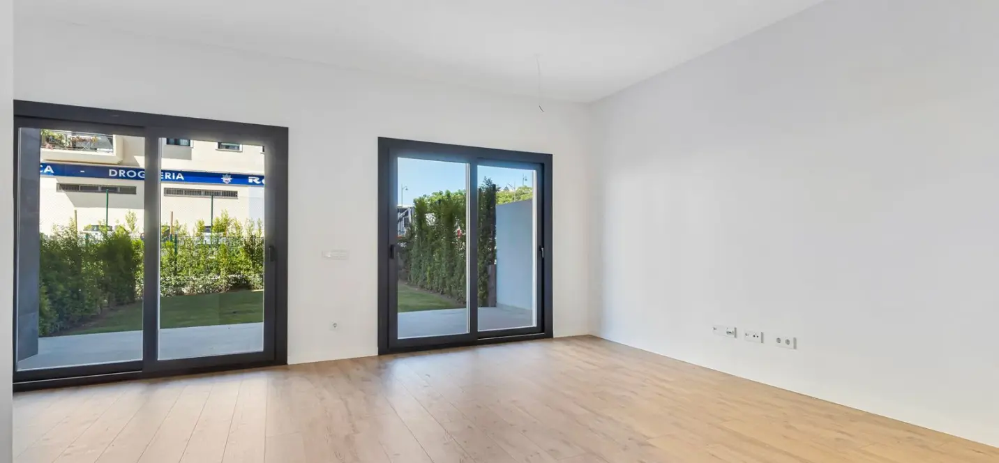 Venta de apartamento en planta baja en Estepona 3