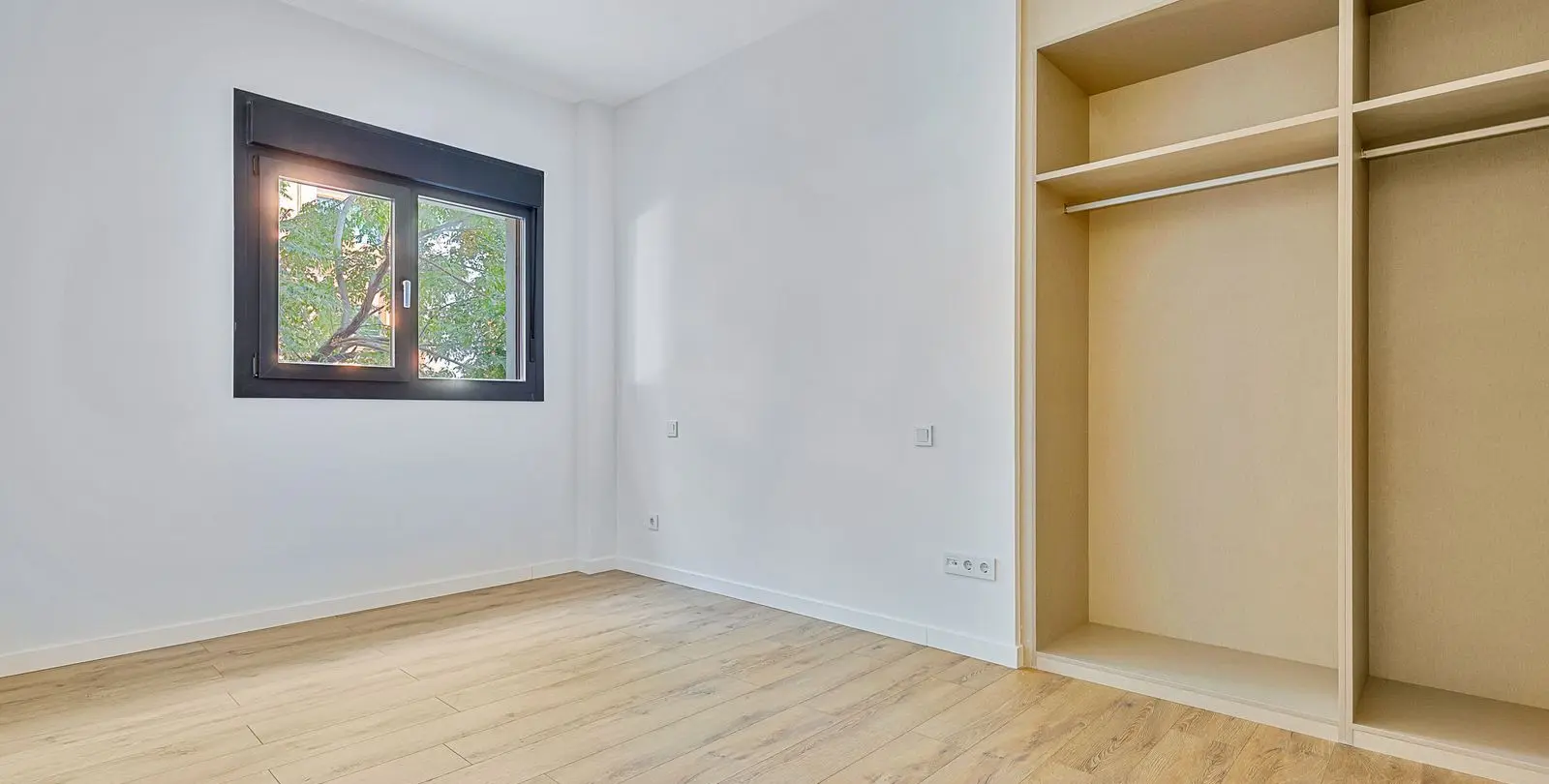 Venta de apartamento en planta baja en Estepona 11