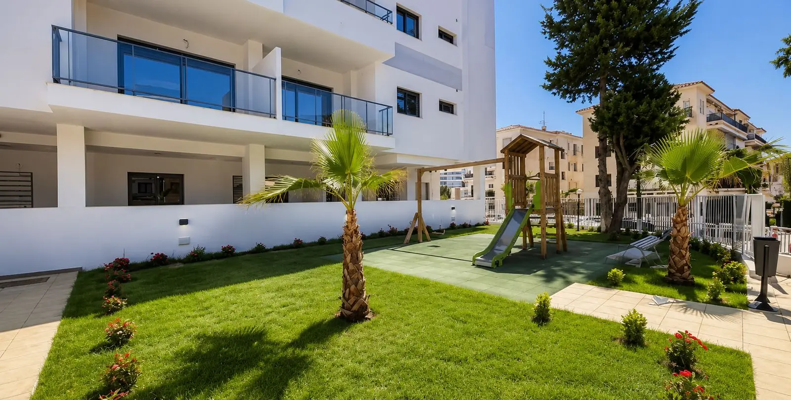 Продажа апартаментов на среднем этаже в Benalmadena Costa 4