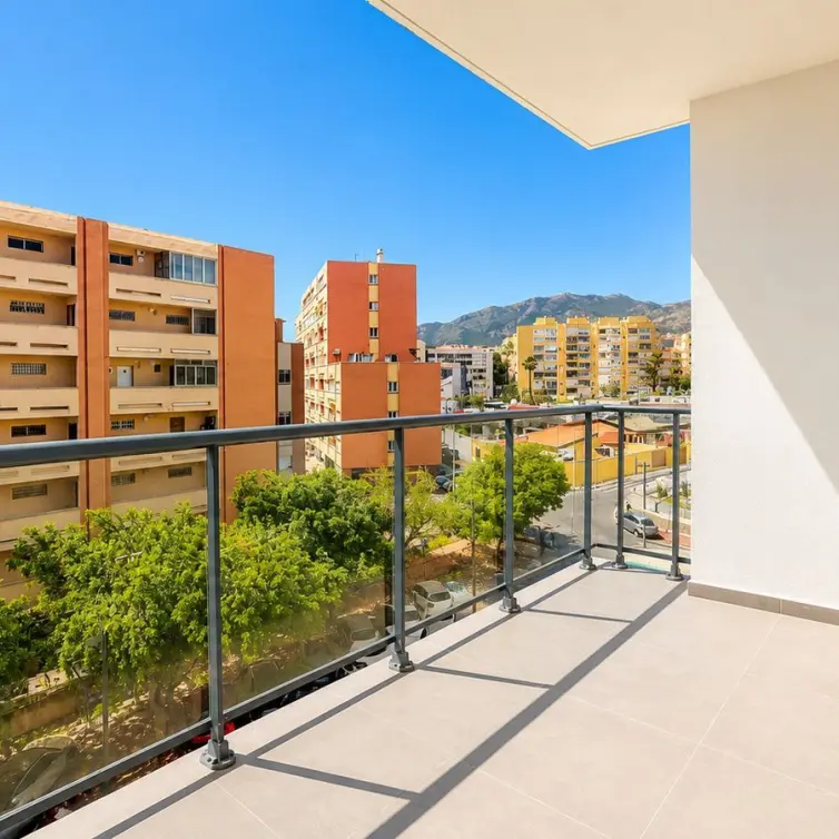 Продажа апартаментов на среднем этаже в Benalmadena Costa
