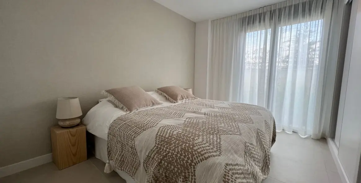 Sale of ground floor apartment in Estepona 22