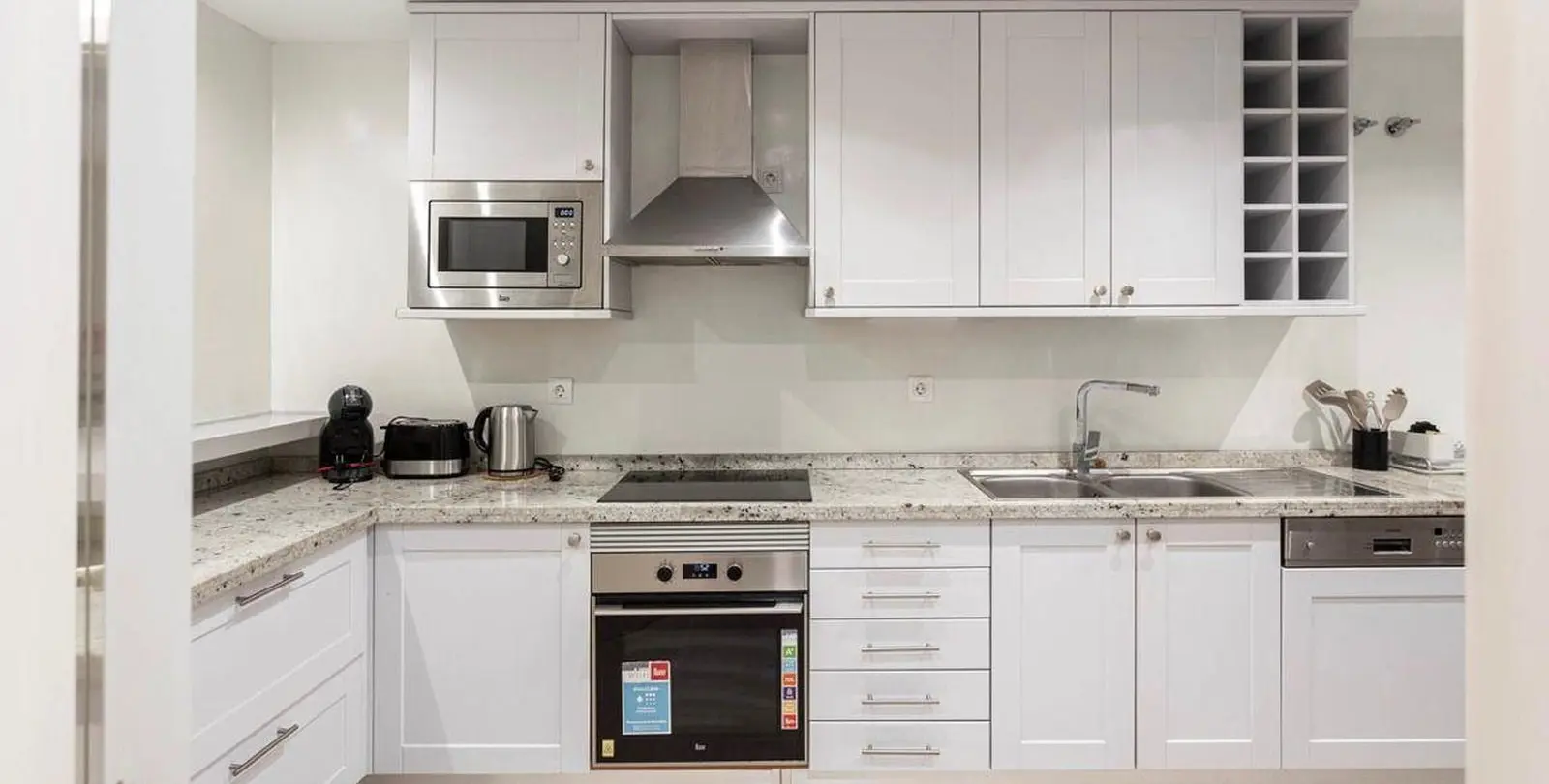 Venta de apartamento en planta baja en San Pedro de Alcántara 7